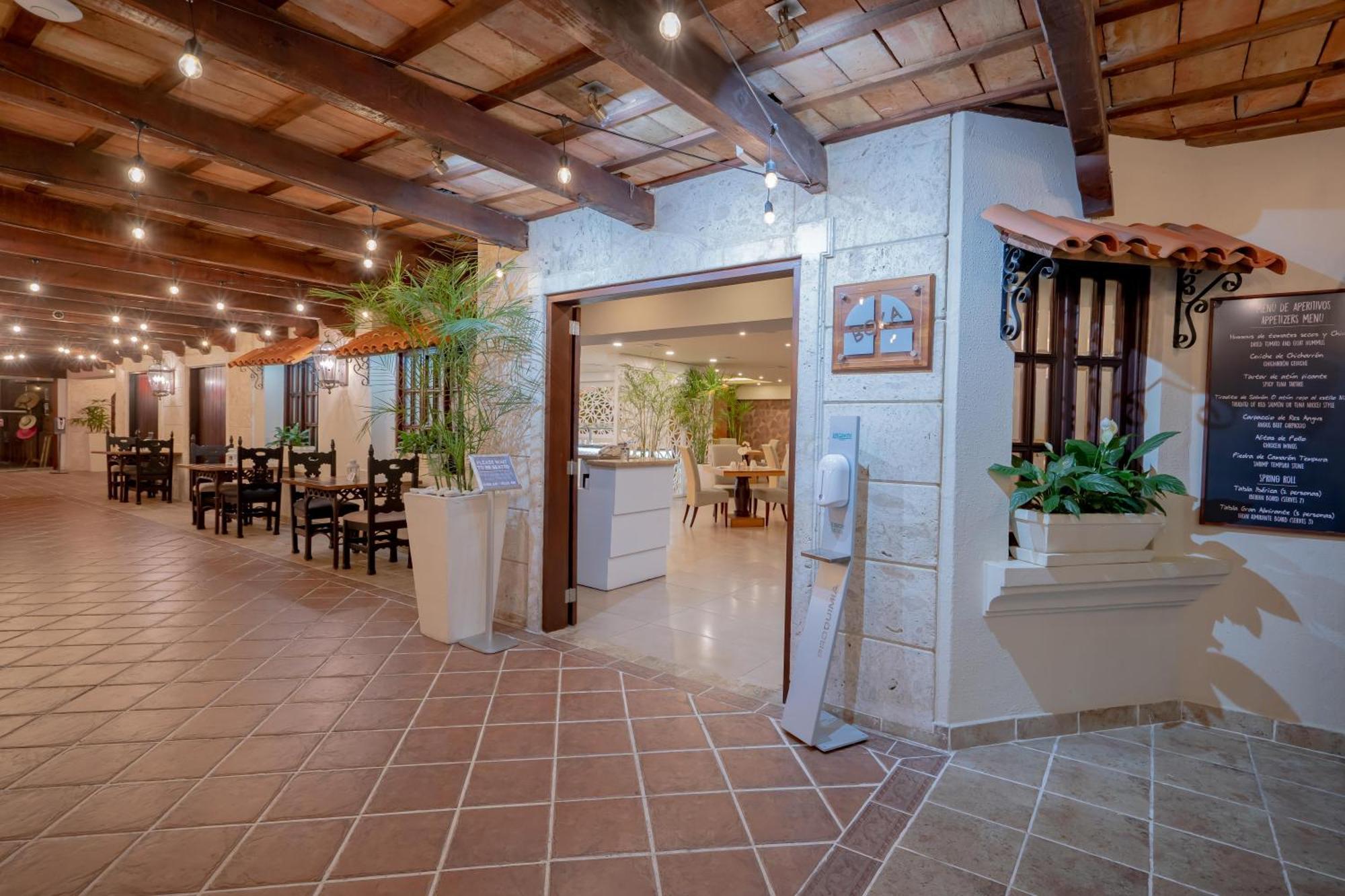 Hotel Hodelpa Gran Almirante Santiago De Los Caballeros Esterno foto